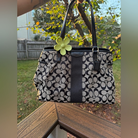 Coach Black and Cream Women's Bag - Picture 1 of 8